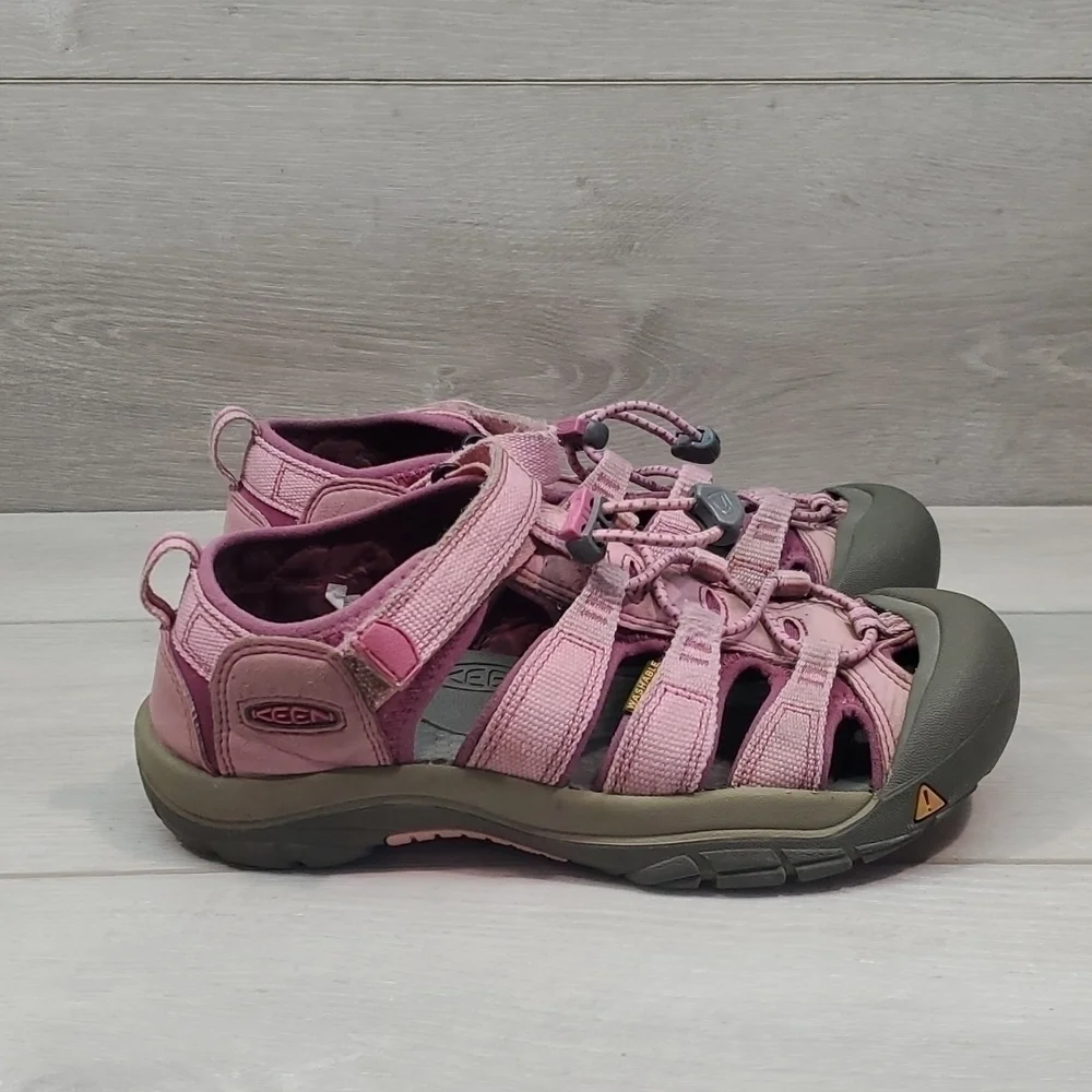 Keen Big Kids Girls Youth Outdoor Waterproof Hiking Sandals shoes sz 4